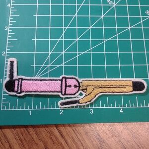 🆓 Free W/Purchase Pink and Gold Curling Iron Patch